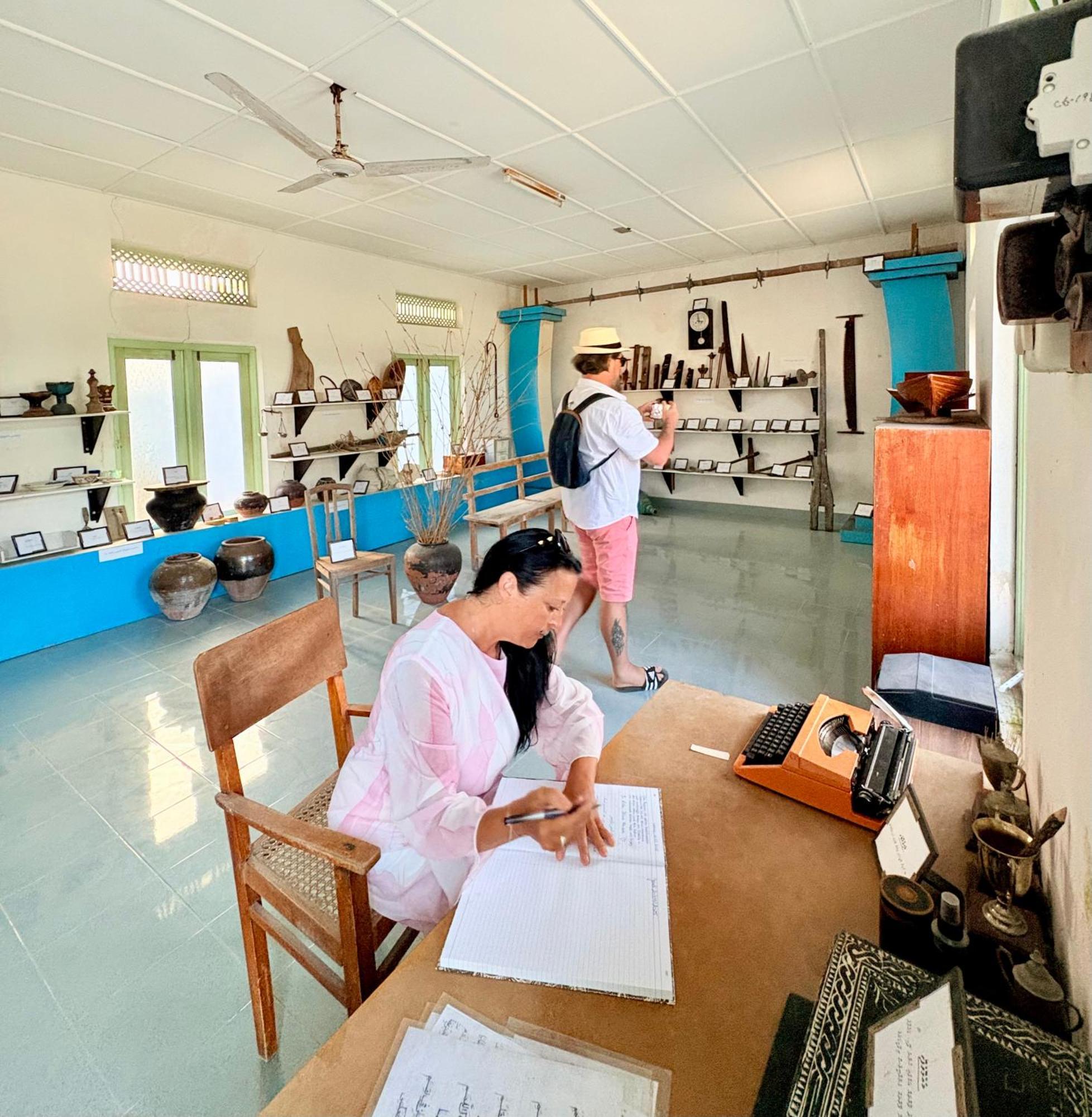 Crystal Sea Inn Bileffahi ภายนอก รูปภาพ